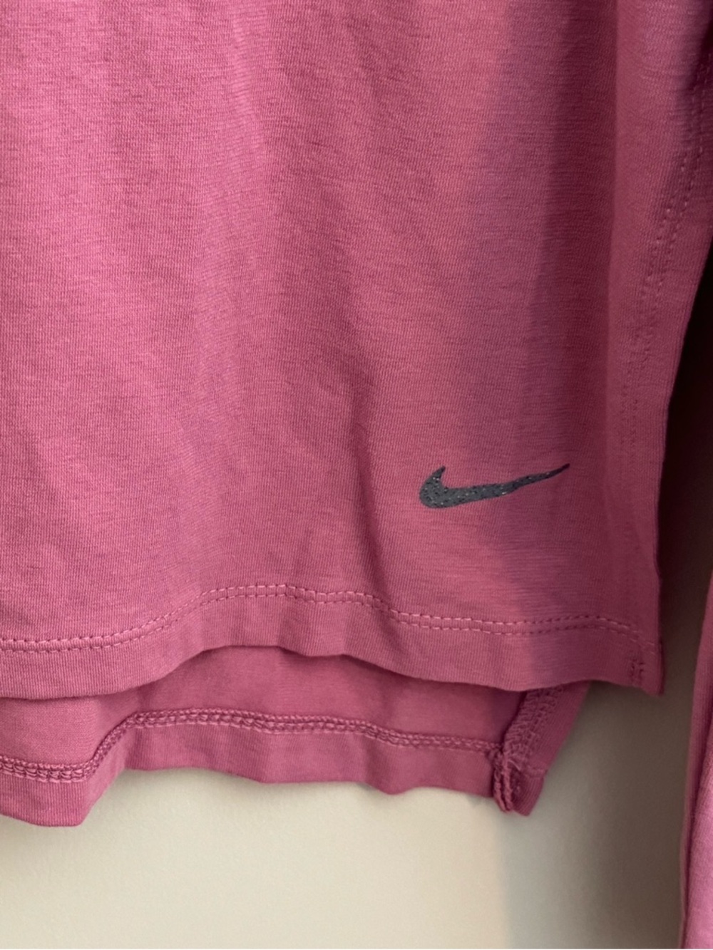 NIKE Yoga - NWT Pink Dri-Fit Long Sleeve Shirt - Size S - Picture 4 of 11